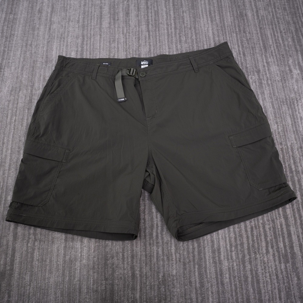 REI Co-op Sahara Cargo Shorts Womens 22W Green Excellent Hiking Outdoor Stretch